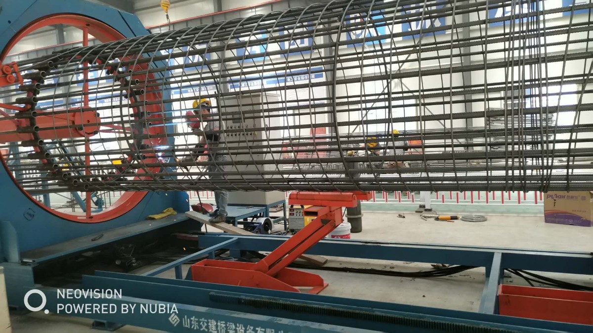 2.2數(shù)控鋼筋籠滾焊機(jī)6.jpg